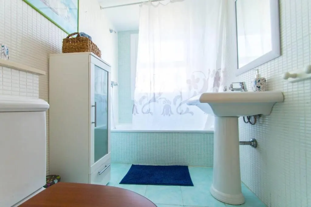 Primera Linea De Mar. Apartamento Turistico Salou 0*,  Spain