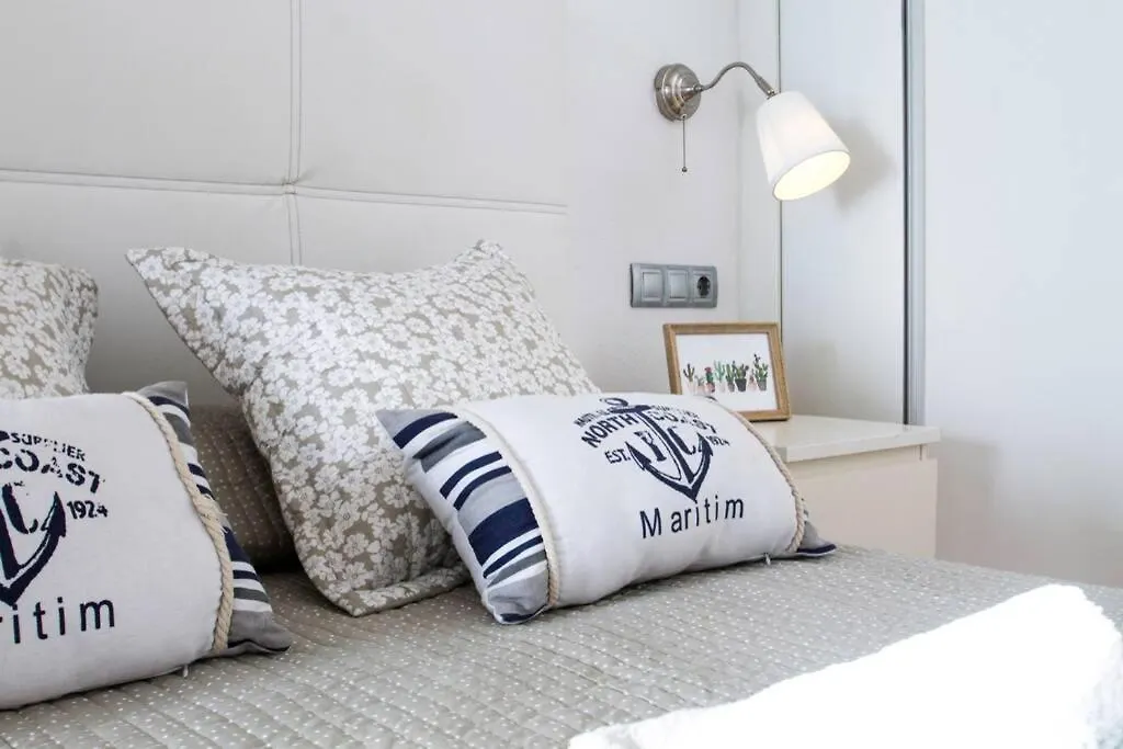 Primera Linea De Mar. Apartamento Turistico Salou