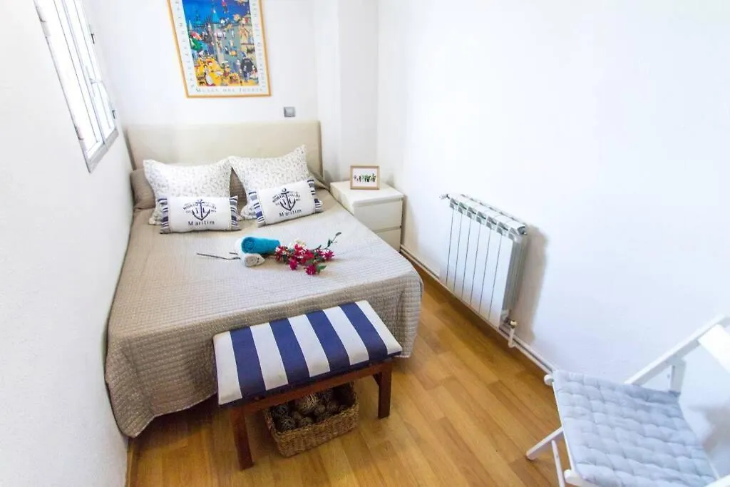 Primera Linea De Mar. Apartamento Turistico Salou 0*,